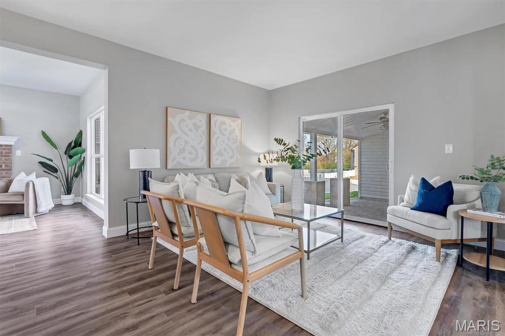 Stoney Mountain Village - Residential