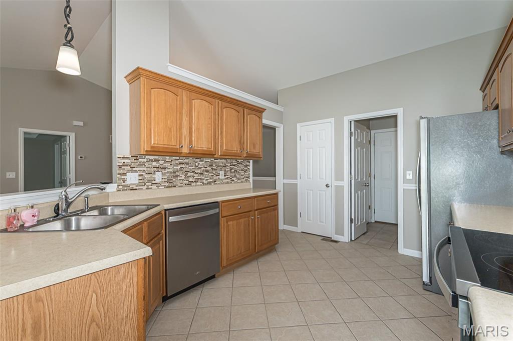 Tori Pines Condo Twenty-First - Residential