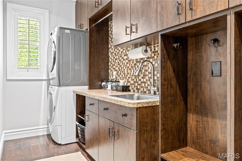 Camelot - Residential