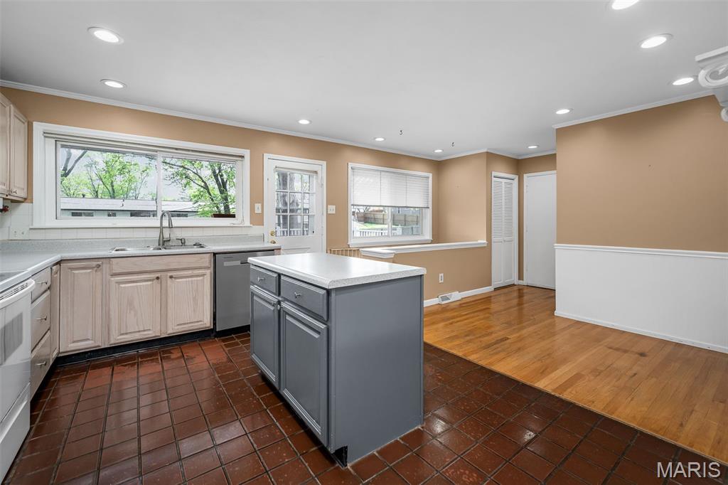 Catalina 4 - Residential