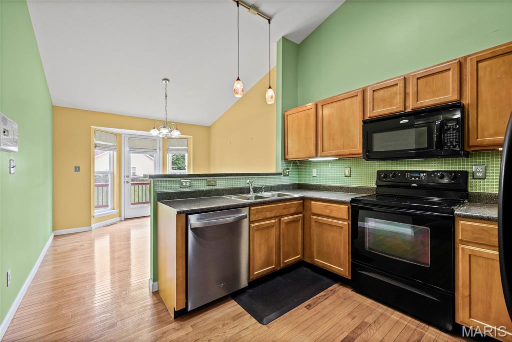 Hollowbrook - Residential