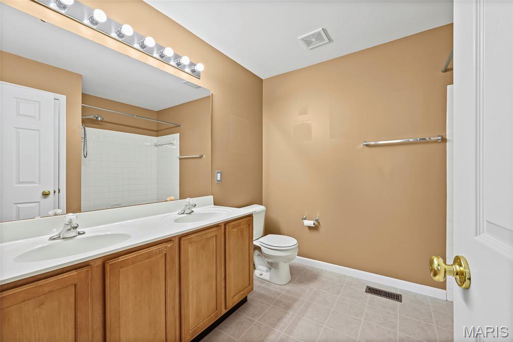 Hollowbrook - Residential
