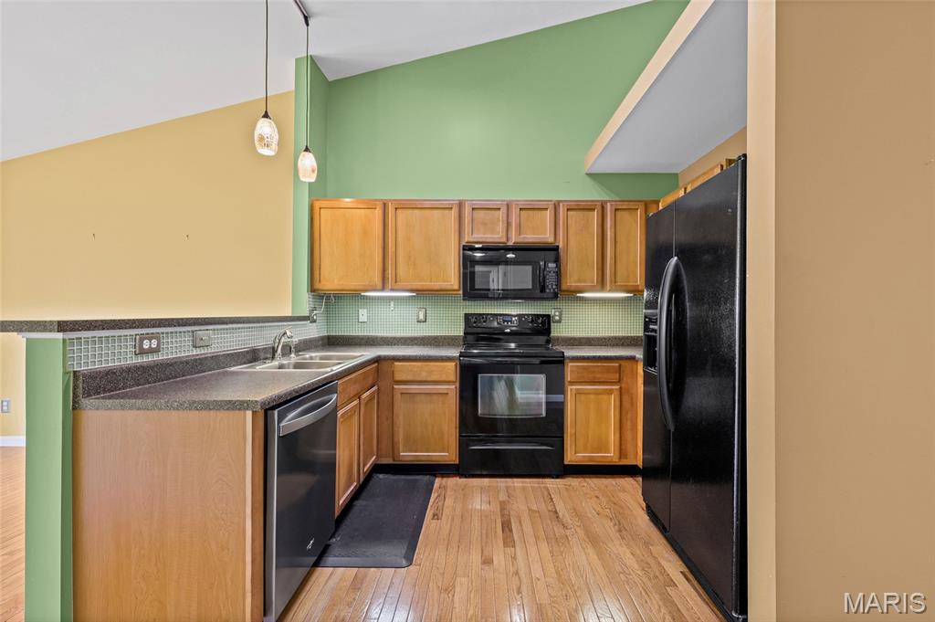 Hollowbrook - Residential