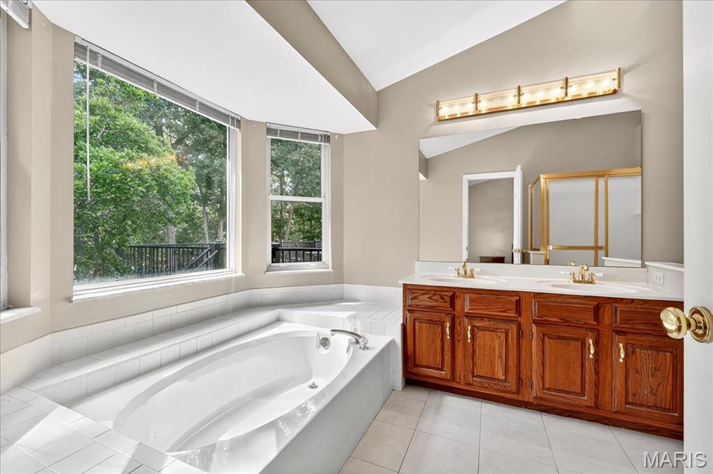 Valley Park, Missouri 63088, United States, 3 Bedrooms Bedrooms, ,2 BathroomsBathrooms,Residential,Pending,200420