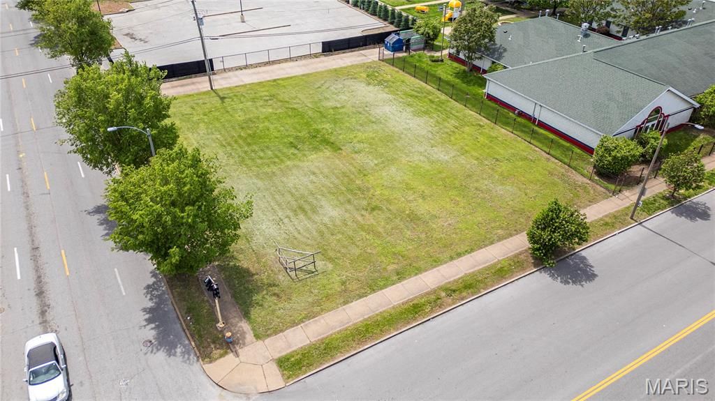 Photo of 3208 Delmar Blvd Blvd, St Louis, MO 63103 (MLS # 26024450)