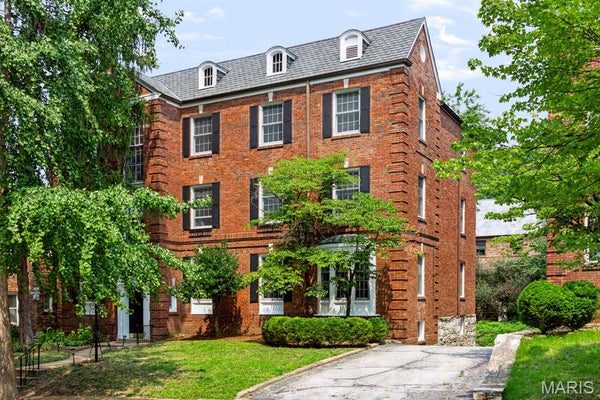 7529 WELLINGTON WAY # 3, SAINT LOUIS, MO 63105 - Image 9c6609062cd44cbd84f7e330c7243e59/2404342621