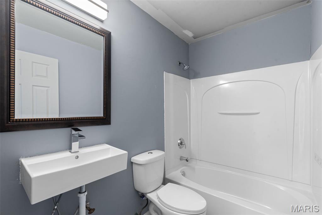 Laurel Bluffs - Residential