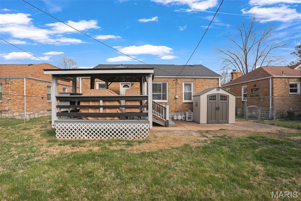 Gravois Gardens - Residential