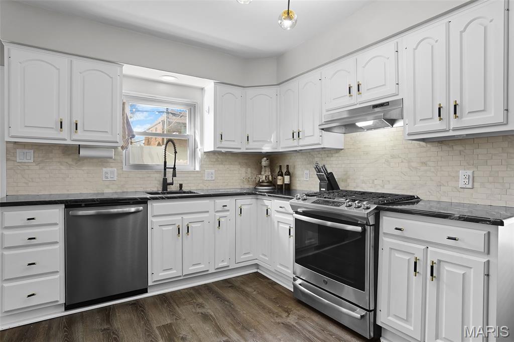 Gravois Gardens - Residential