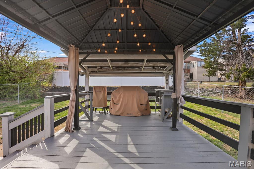 Gravois Gardens - Residential