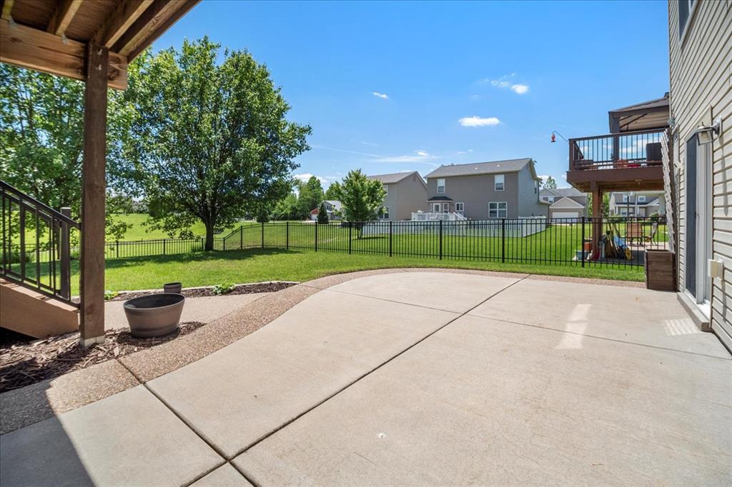 O'Fallon, Missouri 63366, United States, 3 Bedrooms Bedrooms, ,3 BathroomsBathrooms,Residential,Pending,139113