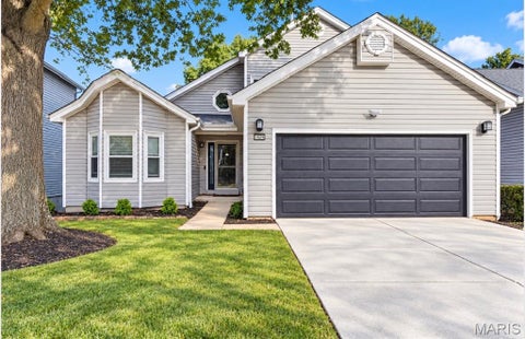 Photo of 1529 Strawberry Glen Court, Ballwin, MO 63021 (MLS # 26068790)