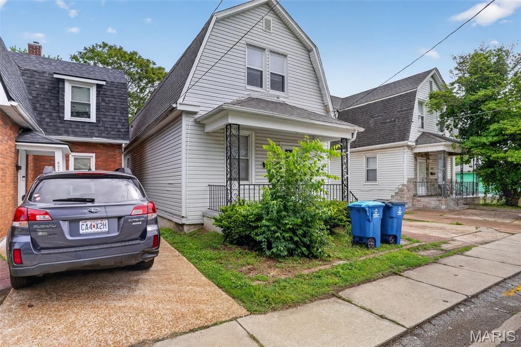 Photo of 4749 Oldenburg Avenue, St Louis, MO 63123 (MLS # 26025115)