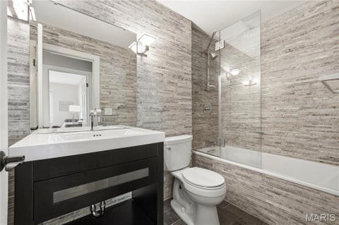 Tiny photo for 1926 Grassy Ridge Road, Kirkwood, MO 63122 (MLS # 26051579)