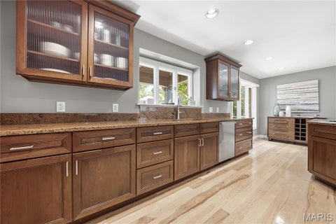 Tiny photo for 1926 Grassy Ridge Road, Kirkwood, MO 63122 (MLS # 26051579)