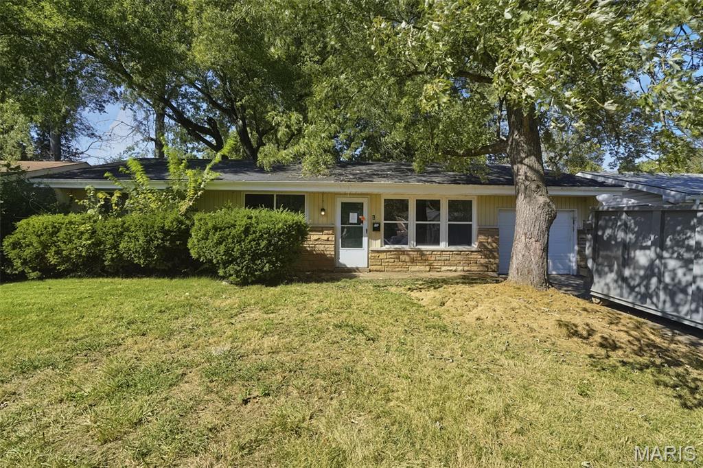 Photo of 9711 Wendell Drive, St Louis, MO 63136 (MLS # 26064450)
