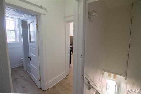 Tiny photo for 2214 Cherokee Street #2nd Fl, St Louis, MO 63118 (MLS # 26027491)