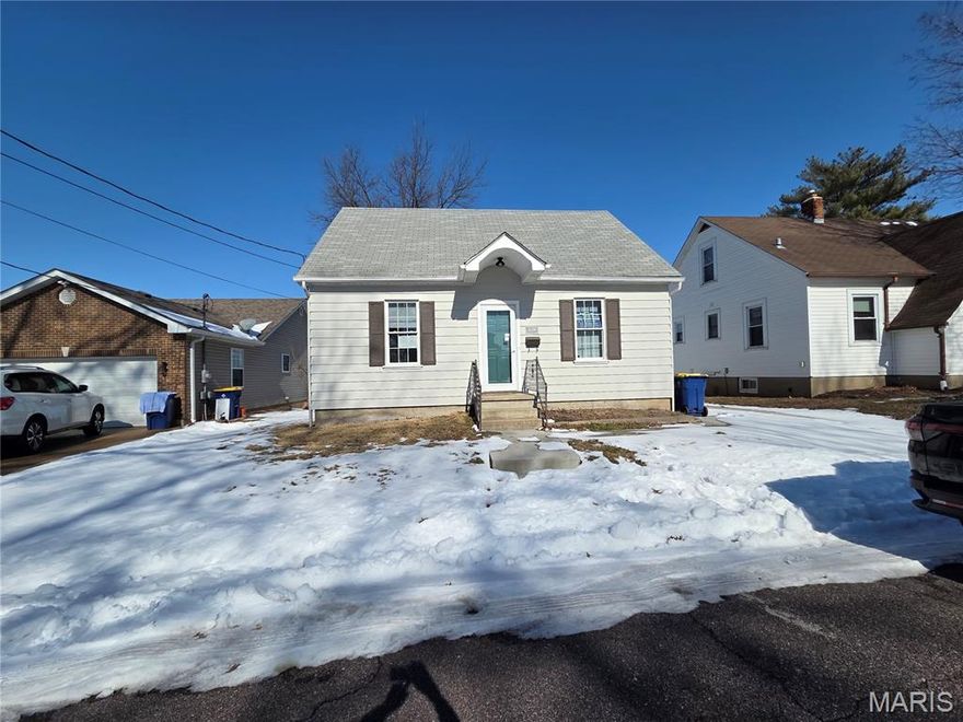 This is a HUD owned property. HUD case # 292-821796. HUD Homes are sold “AS-IS”. No utilities are on.  Please use caution and bring a flashlight. Permission for utility activation must be granted. PLEASE CHECK ADDENDUM'S PRIOR TO SUBMITTING YOUR OFFER. Adorable home with much character, large yard, has some updates, lets go take a look! Bid opening is Feb 20, 2026. First 30 days is for owner occupants. All offers must be made online.