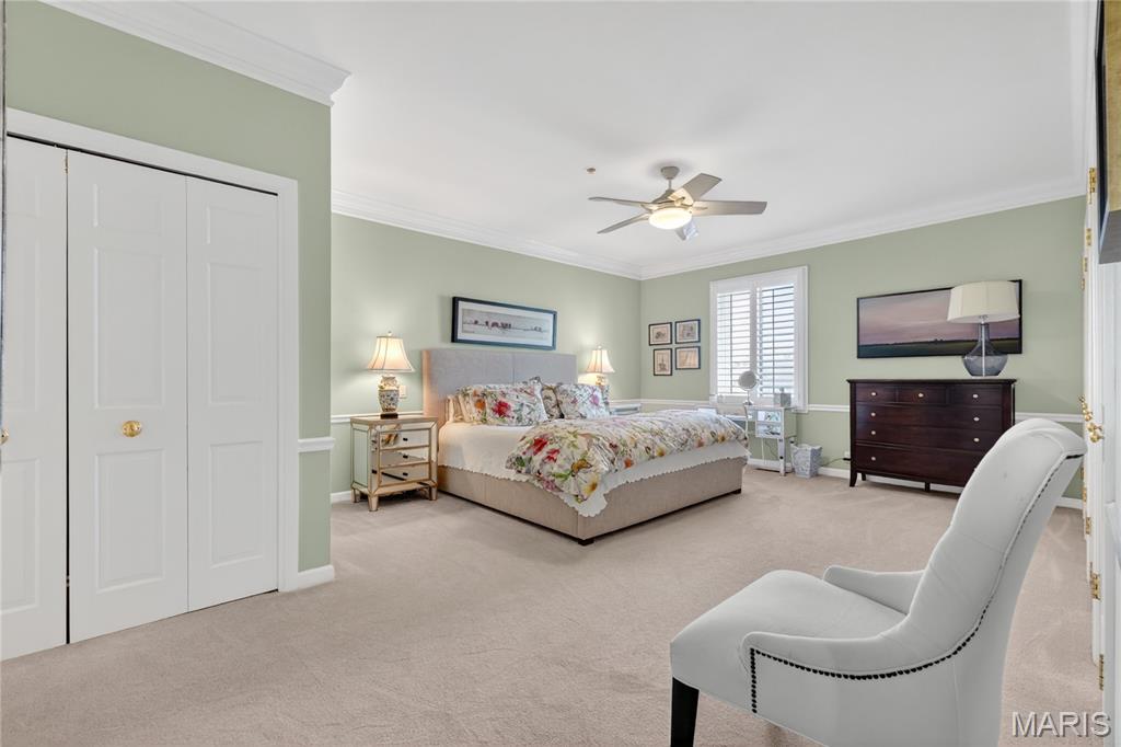 Eight-One-Six South Hanley Condominuim - Residential