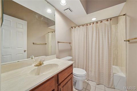 Tiny photo for 450 E Lockwood Avenue #303, Webster Groves, MO 63119 (MLS # 26002771)