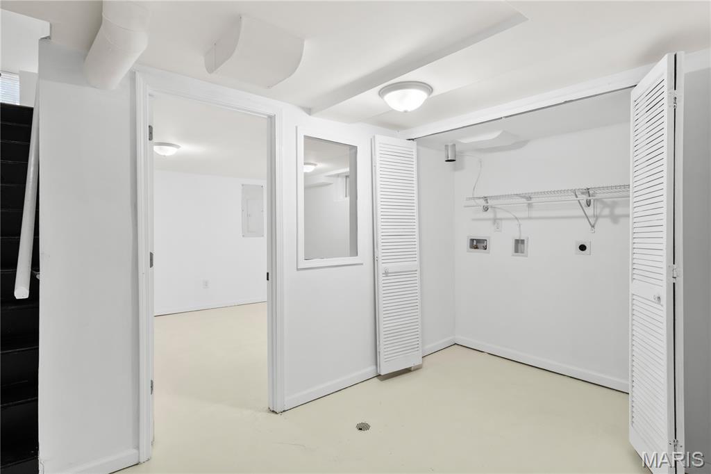Ridgeline Manor - Residential