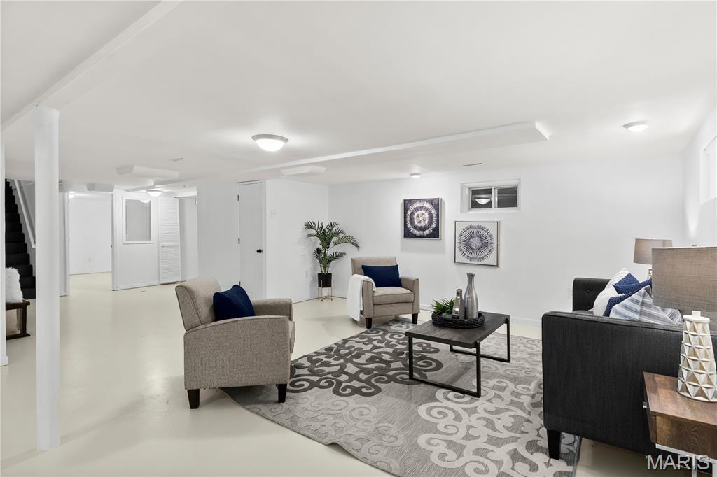 Ridgeline Manor - Residential