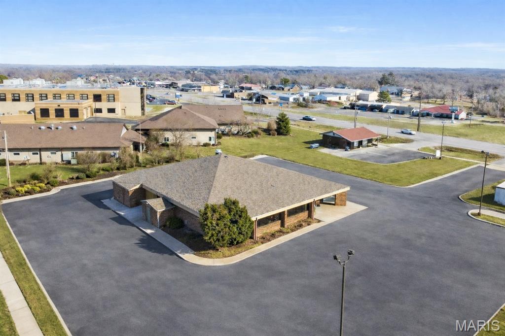 NON SUBDIVISION - Commercial Sale