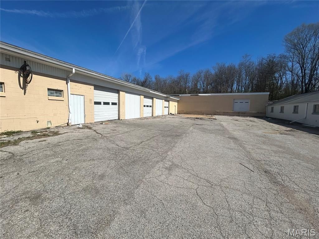 Photo of 1242 N Truman Boulevard #1, Crystal City, MO 63019 (MLS # 26015426)