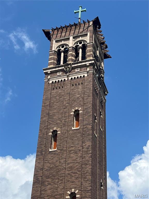 College Hill - Commercial Sale