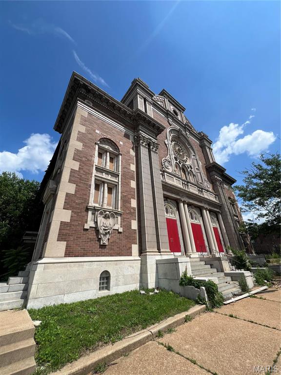 College Hill - Commercial Sale