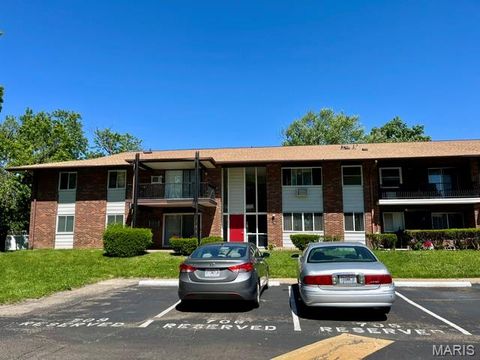 Tiny photo for 8755 Sieloff Drive #B, Hazelwood, MO 63042 (MLS # 26030982)