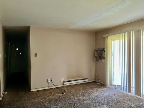 Tiny photo for 8755 Sieloff Drive #B, Hazelwood, MO 63042 (MLS # 26030982)