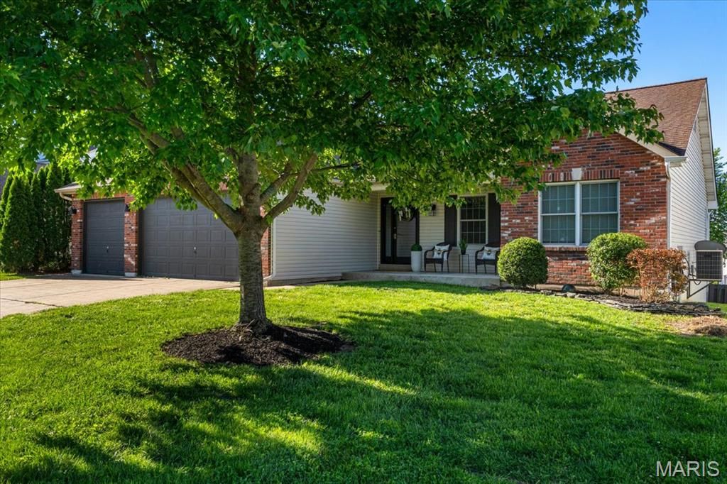 Photo of 236 Hutchings Farm Dr N Blvd, OFallon, MO 63368 (MLS # 26022236)