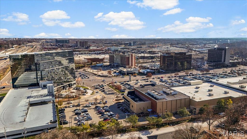 Brentwood Forest Condo Ph Six - Residential