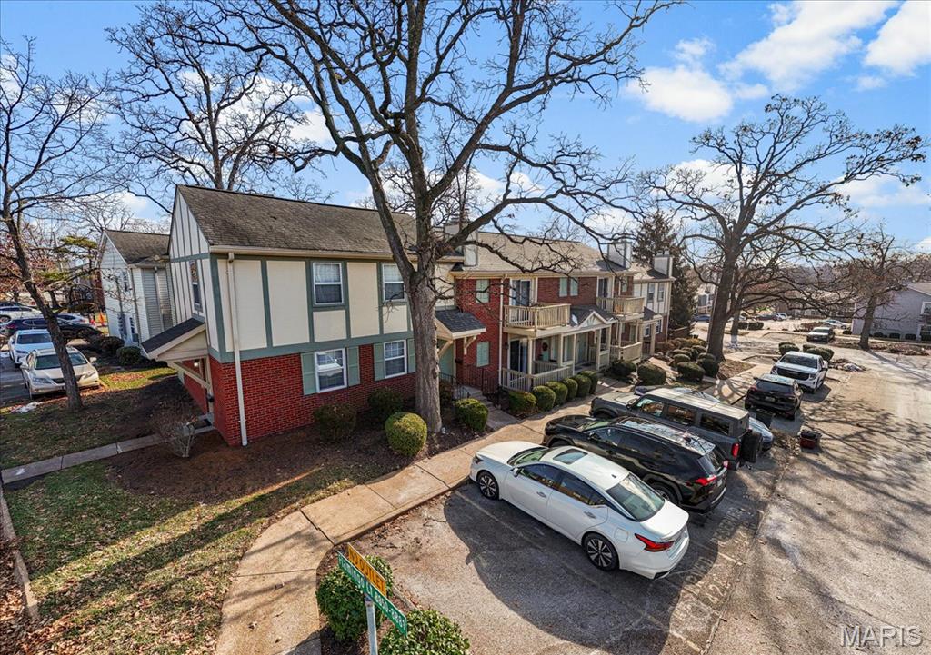 Brentwood Forest Condo Ph Six - Residential