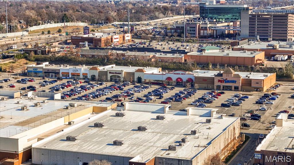 Brentwood Forest Condo Ph Six - Residential