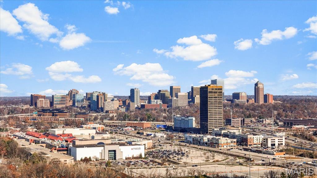 Brentwood Forest Condo Ph Six - Residential