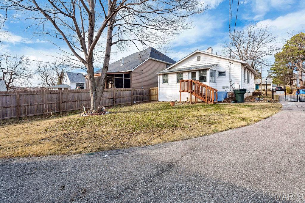Lindenwood Add - Residential Lease