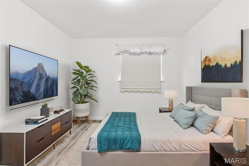 Central Park West 2 - Residential