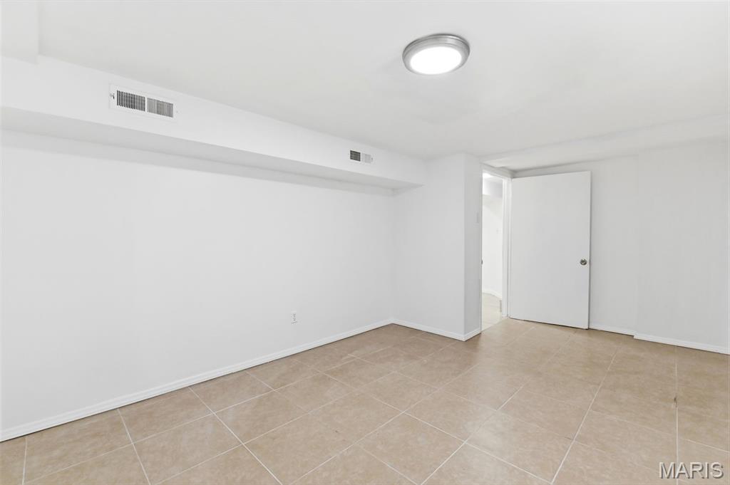 Central Park West 2 - Residential