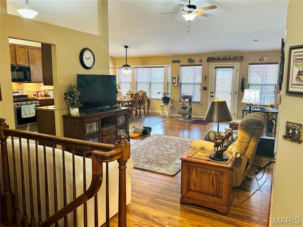 985 Fairway Drive