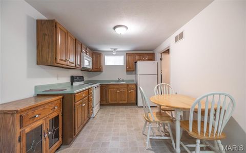 Tiny photo for 2034 Big Bear, Cuba, MO 65453 (MLS # 26030614)