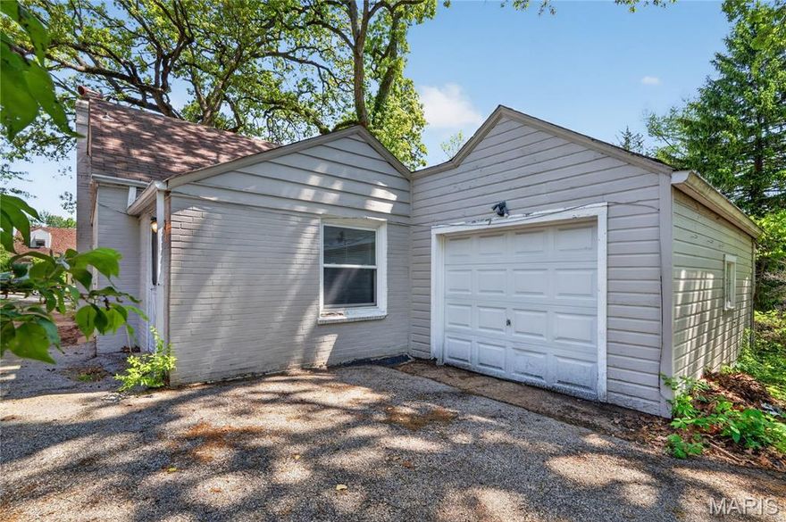 Charming 2-bedroom, 1-bath home with great potential! This property features a functional floor plan with spacious living and dining areas. Perfect opportunity for investors or owner-occupants looking to add personal touches and build equity.Generous yard space provides room for outdoor enjoyment or future improvements.  Conveniently located near shopping, schools, and major roadways for easy commuting. Bring your vision and make this home your own!
