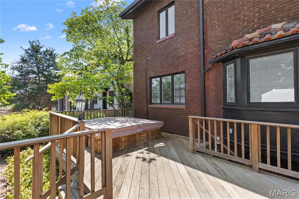 Hillcrest - Residential