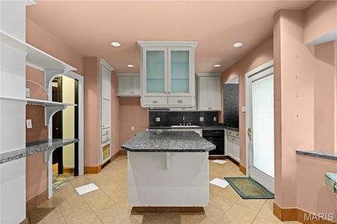 Tiny photo for 73 Arundel Place, Clayton, MO 63105 (MLS # 26030411)