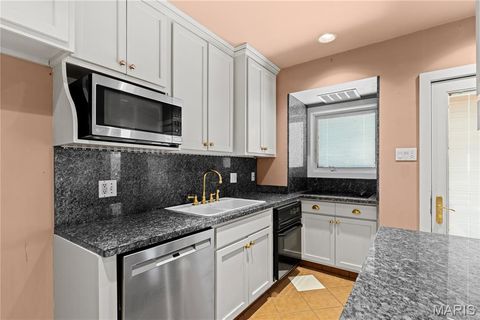 Tiny photo for 73 Arundel Place, Clayton, MO 63105 (MLS # 26030411)