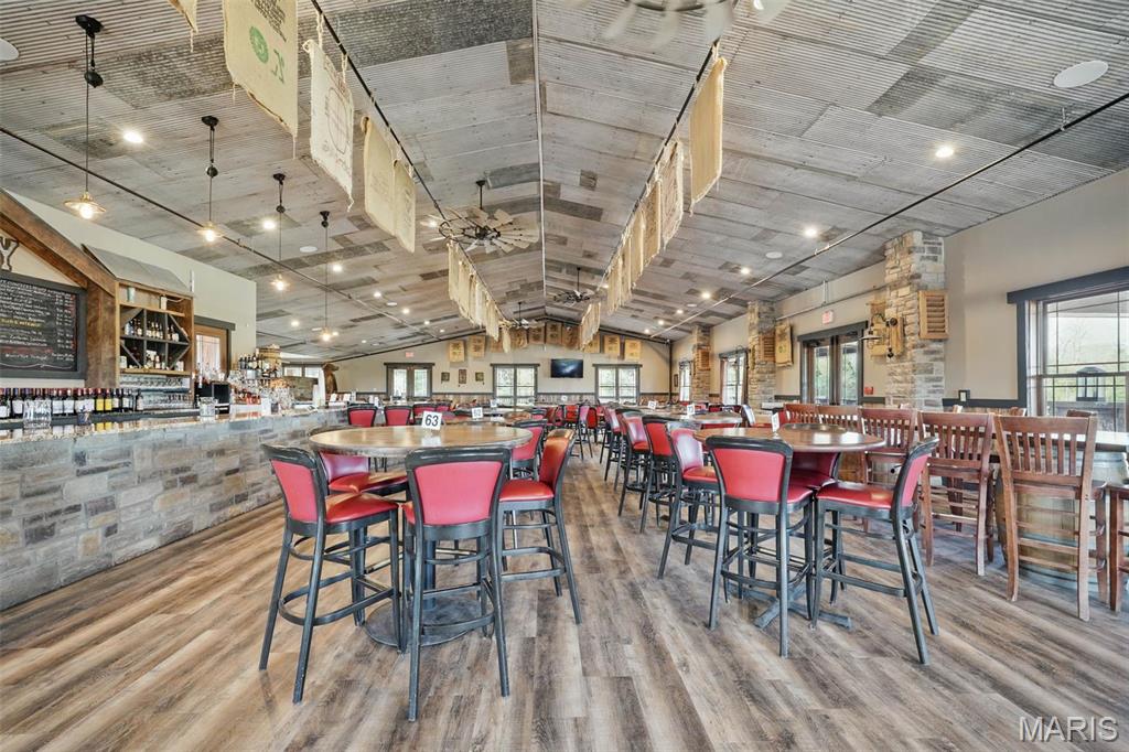 n/a - Commercial Sale