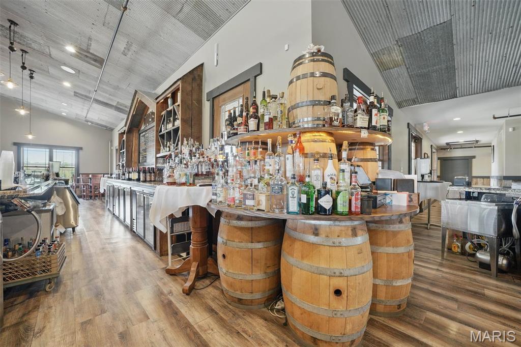 n/a - Commercial Sale