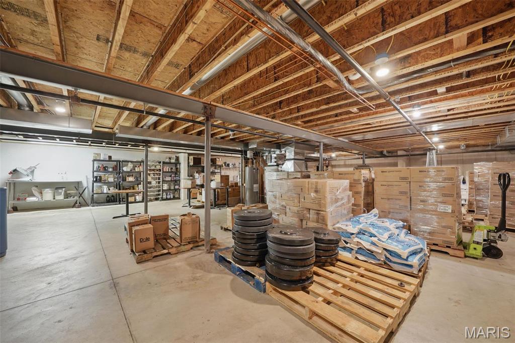 n/a - Commercial Sale