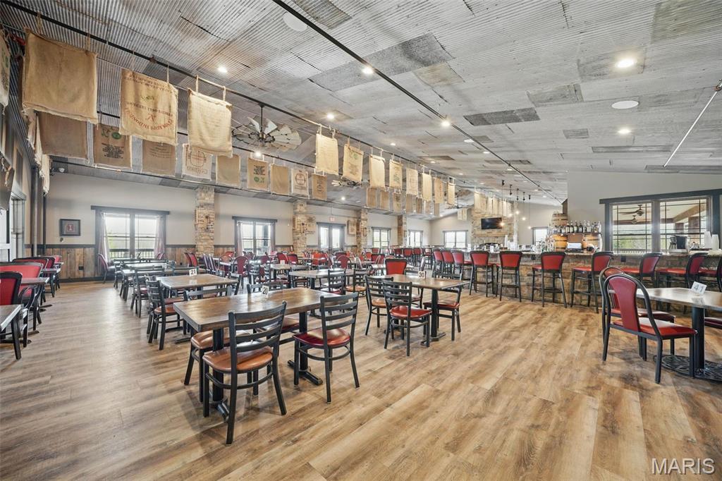 n/a - Commercial Sale